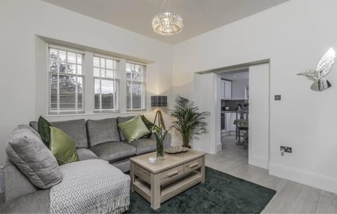 Cottage, Multiple Beds, Non Smoking | Interior detail