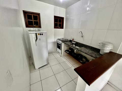 Superior Room, Multiple Beds | Private kitchen | Microwave, oven, griddle, cookware/dishes/utensils
