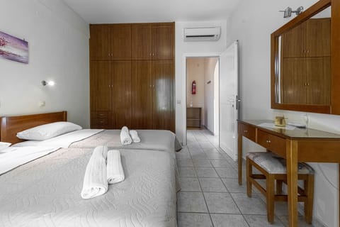 Family House, 1 Bedroom, Accessible | 1 bedroom, soundproofing, iron/ironing board, free cribs/infant beds