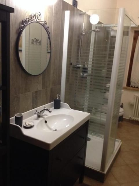 Free toiletries, hair dryer, bidet, towels