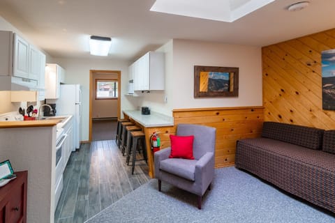 Standard Apartment, Multiple Beds | Private kitchen | Coffee/tea maker