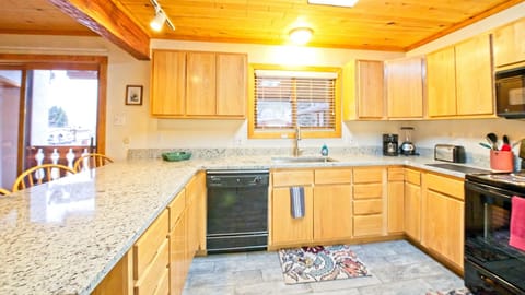 Family Chalet, 2 Bedrooms | Private kitchen | Coffee/tea maker