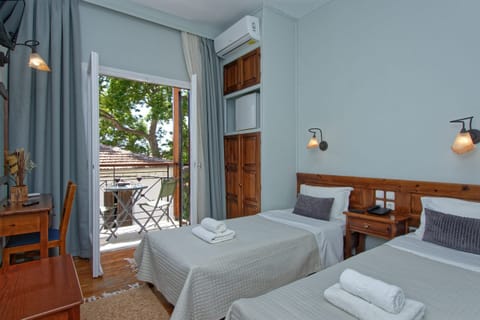 Double or Twin Room | In-room safe, cribs/infant beds, rollaway beds, free WiFi