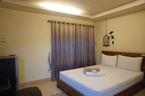 Standard Double Room  | WiFi (free)