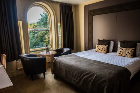 Classic Double Room, 1 Double Bed | Premium bedding, pillowtop beds, individually decorated