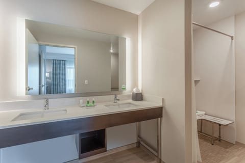 Suite, 1 Bedroom, Roll-in Shower (Mobility Accessible) | Bathroom | Free toiletries, hair dryer, towels, soap