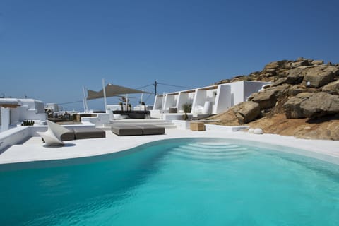 Seasonal outdoor pool, sun loungers