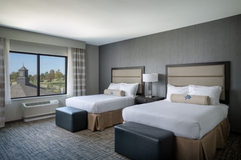 Standard Suite, 2 Queen Beds, Refrigerator (Double Queen Suite) | Golf view