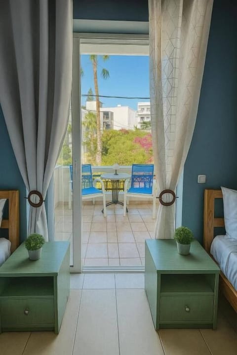 Standard Twin Room, Non Smoking | Egyptian cotton sheets, premium bedding, down comforters, minibar