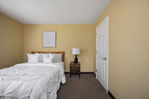 Standard Suite | 1 bedroom, free WiFi, bed sheets