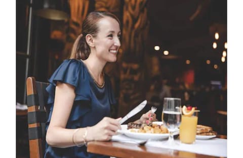 Daily cooked-to-order breakfast for a fee