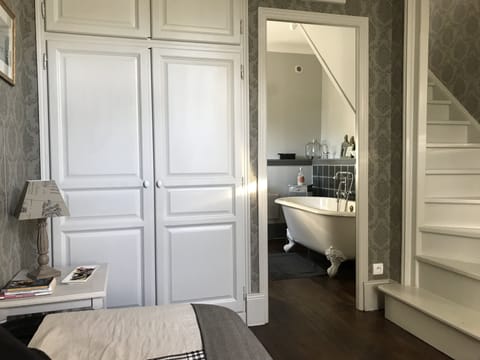 Duplex | Soundproofing, free WiFi, bed sheets