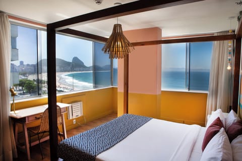 Deluxe Room | Desk, free WiFi, bed sheets