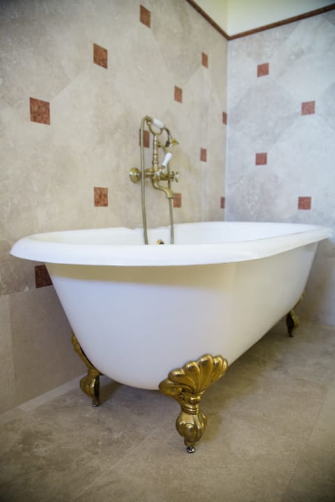 Romantic Room, Private Bathroom (External) | Deep soaking bathtub
