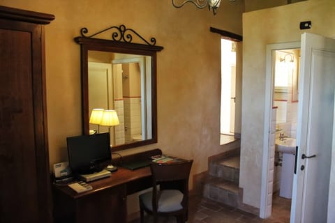 Hypo-allergenic bedding, minibar, in-room safe, individually decorated