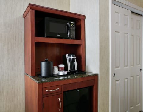 Room, 1 King Bed with Sofa bed | Premium bedding, in-room safe, desk, laptop workspace