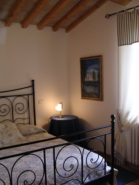 Apartment, Terrace | Individually decorated, individually furnished, blackout drapes