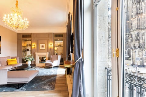 Suite (Excelsior) | Premium bedding, free minibar, in-room safe, individually decorated