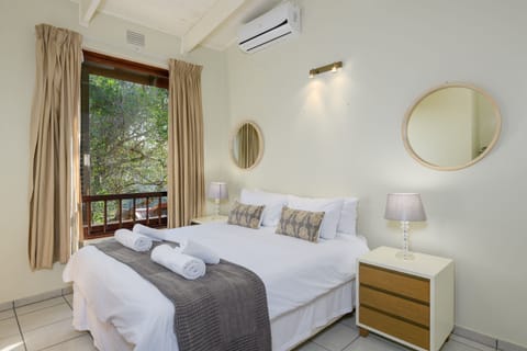 Classic Villa, 3 Bedrooms | 3 bedrooms, iron/ironing board, cribs/infant beds, bed sheets