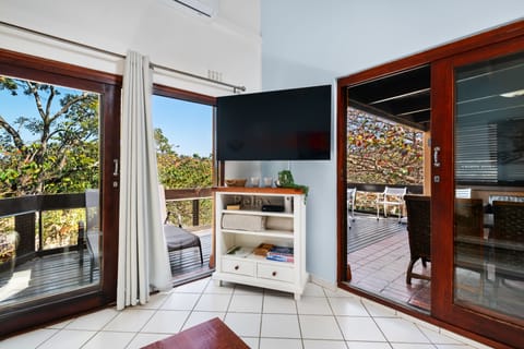 Classic Villa (Premium) | Living area | Flat-screen TV