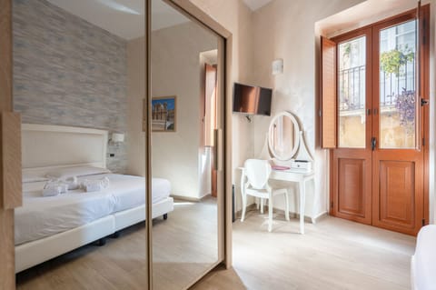 Standard Double or Twin Room, 1 Bedroom | In-room safe, free WiFi, bed sheets