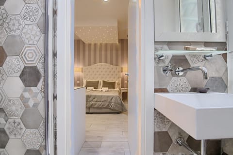 Minibar, in-room safe, blackout drapes, iron/ironing board