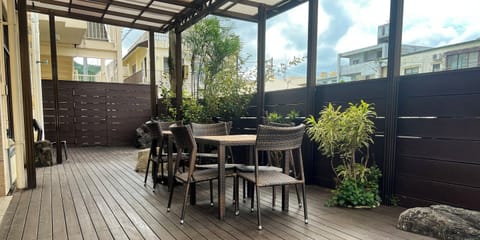 Sundeck