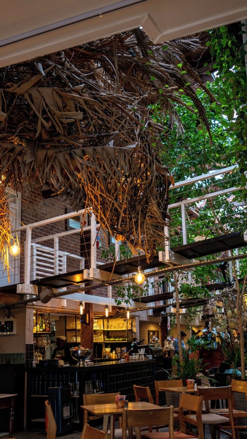 Breakfast, lunch, dinner served; beach views