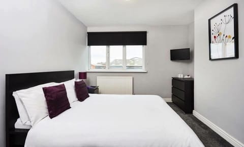 Double Room (En-suite) | Free WiFi, bed sheets