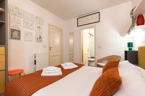 Apartment, 1 Bedroom | 1 bedroom, individually decorated, individually furnished, desk
