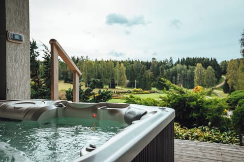 Couples treatment rooms, sauna, steam room, Turkish bath