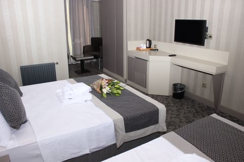 Design Triple Room, Non Smoking | Premium bedding, down comforters, minibar, in-room safe