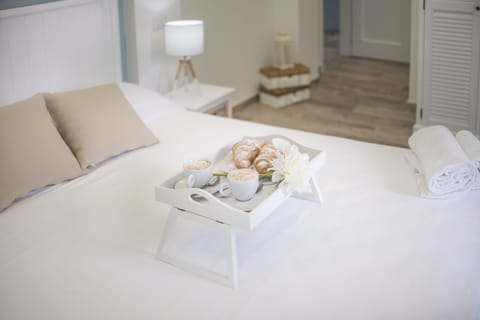 Deluxe Room | In-room safe, blackout drapes, soundproofing, free WiFi