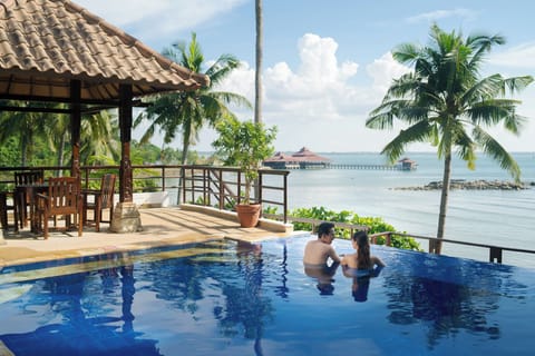 Private pool