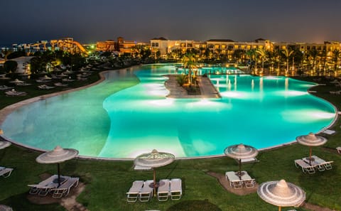 Indoor pool, 20 outdoor pools, pool umbrellas, sun loungers