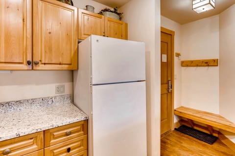 Condo, 2 Bedrooms, Non Smoking | Individually decorated, individually furnished, iron/ironing board