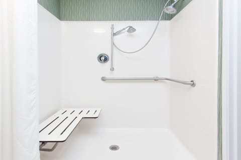 Room, 1 King Bed, Accessible, Non Smoking (Roll-In Shower) | Bathroom | Combined shower/tub, free toiletries, hair dryer, towels