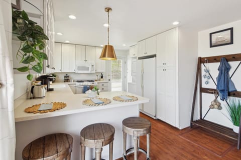 Luxury House | Private kitchen | Coffee/tea maker