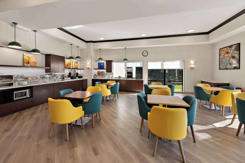 Free daily on-the-go breakfast