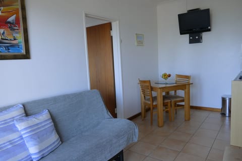 Comfort Apartment, 1 Queen Bed, Ocean View | Private kitchenette | Fridge, microwave, stovetop, coffee/tea maker