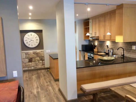 Luxury Apartment, Multiple Beds, Non Smoking | Private kitchen | Full-size fridge, microwave, oven, stovetop