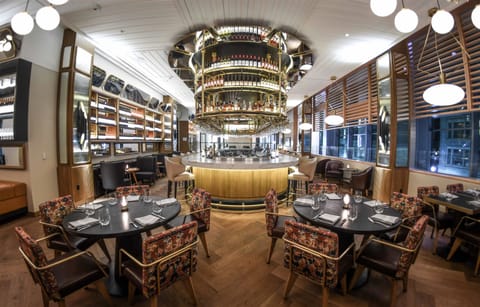 2 restaurants, breakfast, lunch, dinner served; American cuisine