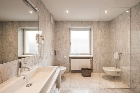 Superior Double Room | Bathroom amenities | Eco-friendly toiletries, hair dryer, bathrobes, slippers