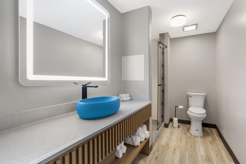 Suite, 1 King Bed, Non Smoking, Refrigerator & Microwave (Shower Only;with Sofabed) | Bathroom | Free toiletries, hair dryer, towels