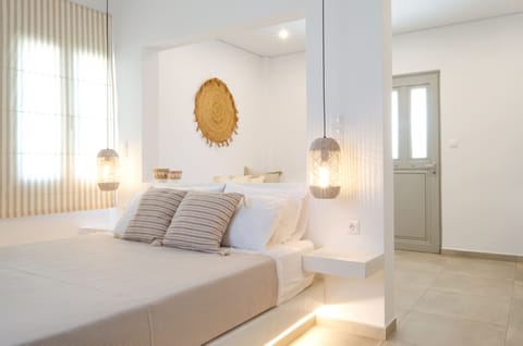 Bungalow | In-room safe, soundproofing, iron/ironing board (on request)