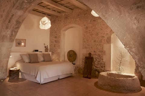 Historic Olive Mill Suite | Pillowtop beds, minibar, in-room safe, individually decorated
