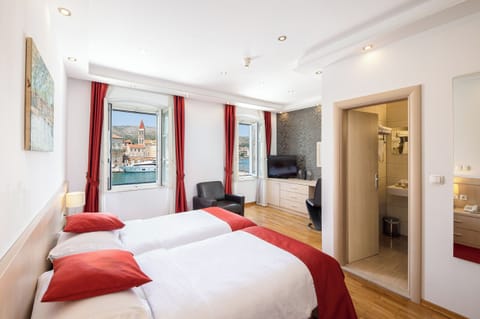 Standard Double Room, City View | Premium bedding, minibar, in-room safe, individually decorated