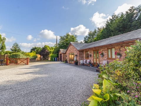Cottage | Exterior