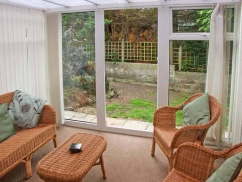 Cottage | Living room | TV