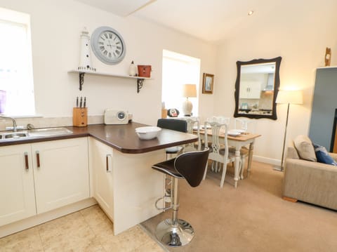 Cottage | Private kitchen | Highchair, cookware/dishes/utensils